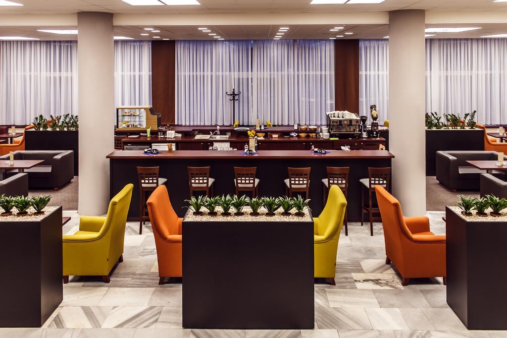 Interhotel Злин Экстерьер фото