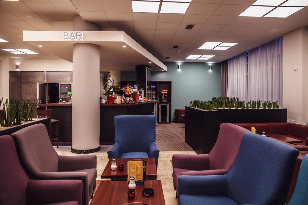 Interhotel Злин Экстерьер фото